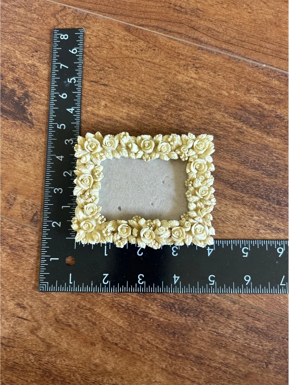 Small Decorative Floral Resin Photo Frame